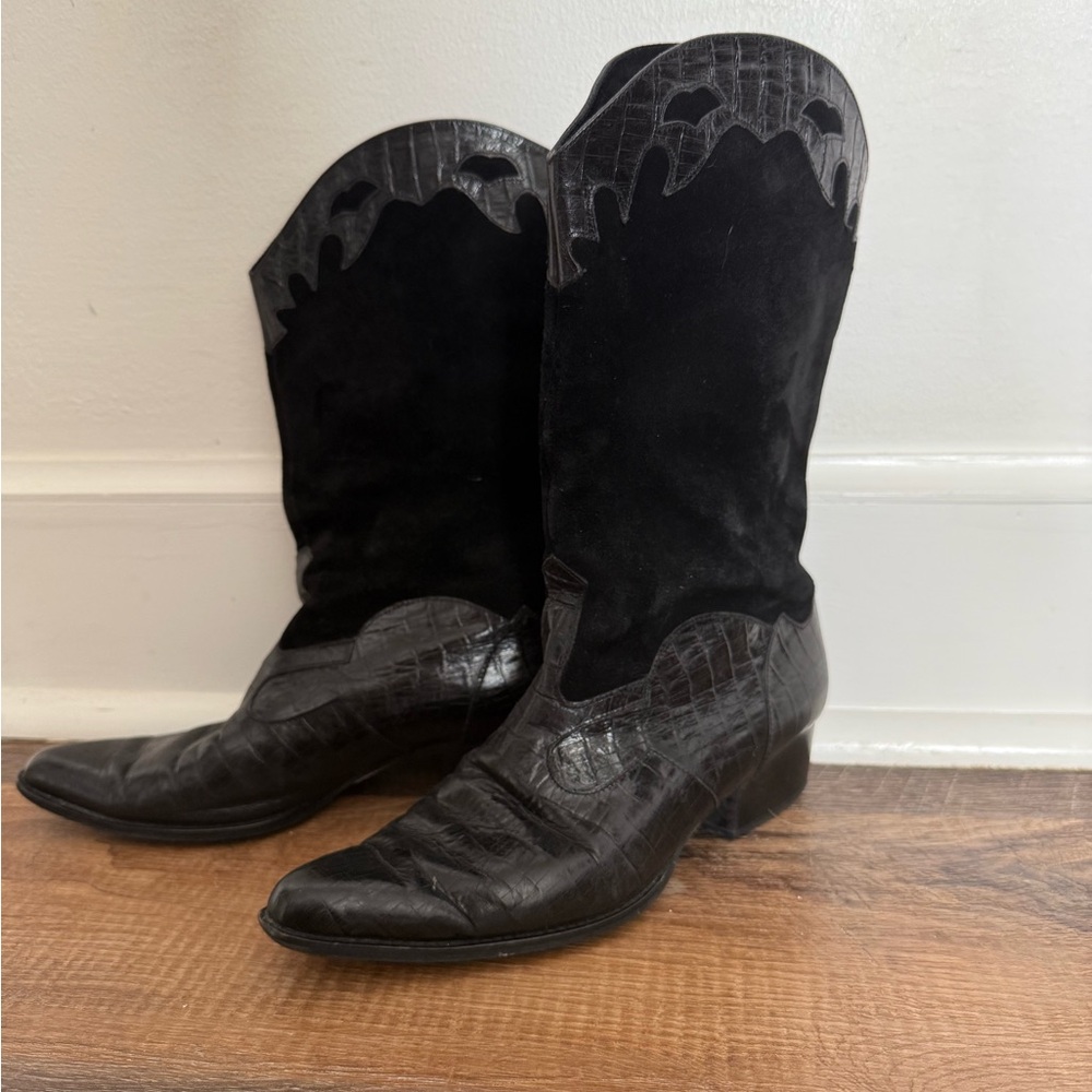 Vintage Vaneli Black Suede Leather Croc Boots Womens size 9